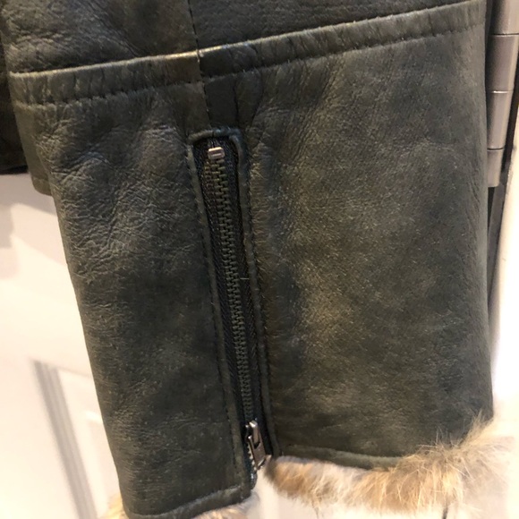 Danier Green Leather Fur Collar Insulated Jacket L 🎄 - Picture 7 of 12